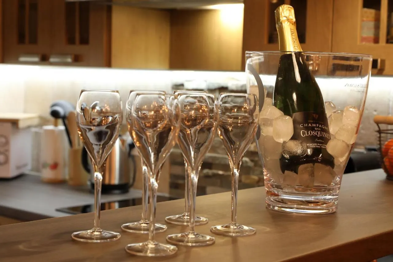 Chalet Classe 5 Etoiles Avec Bain Nordique Entierement Neuf Люс-Сен-Совёр 0*,  Франция
